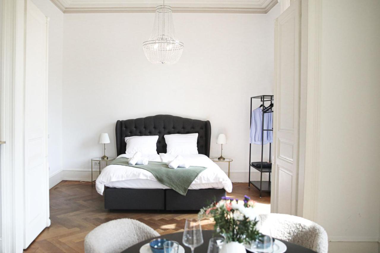ויסבאדן Palais Passy~Design Suite Mit Ausblick Im Zentrum מראה חיצוני תמונה
